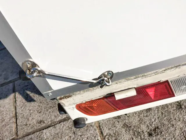 r765_2-18